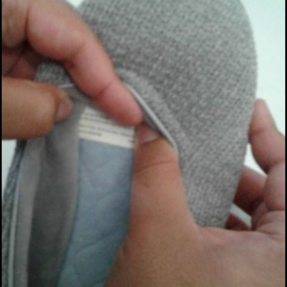 DearFoams Gray Soft Cozy Thermal Slippers - Picture 9 of 9